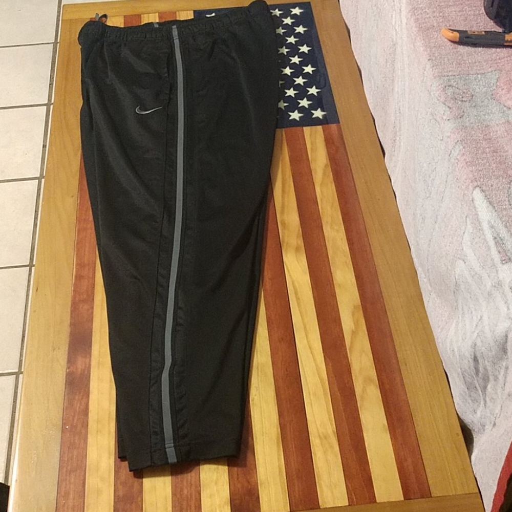 XL Nike warm ups